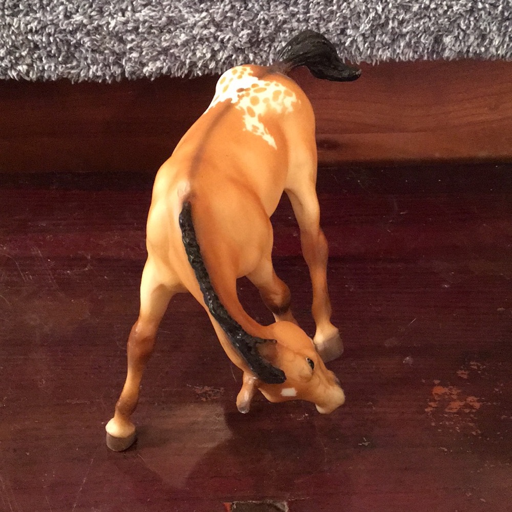 Breyer Tan and Black Horse Toy - Picture 2 of 7
